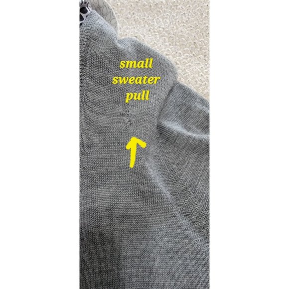 Tory Burch Womens Gray Long Sleeve Sweater Printed‎ Ruffle Collar & Cuffs Size L - Picture 3 of 13